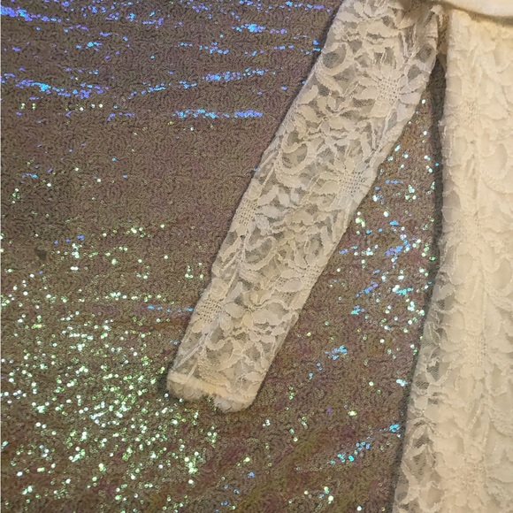 Women’s white lace long sleeve off the shoulder dress large size 8 - Picture 3 of 5